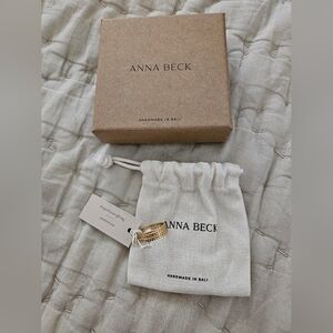 Anna Beck Gold Textured Ring with Pouch